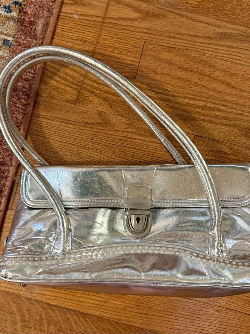Daisy Fuentes Y2K silver chrome shoulder bag